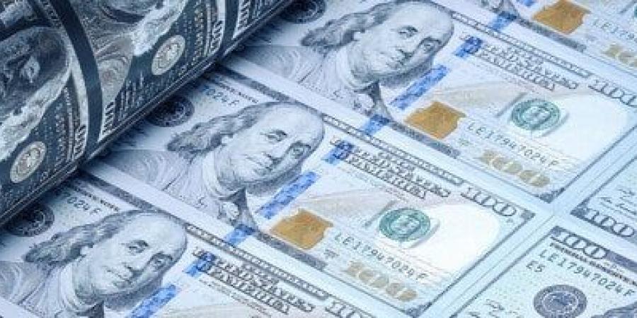 سعر الدولار الأمريكي مقابل الجنيه في البنوك المصرية بختام تعاملات السبت 4-1-2025