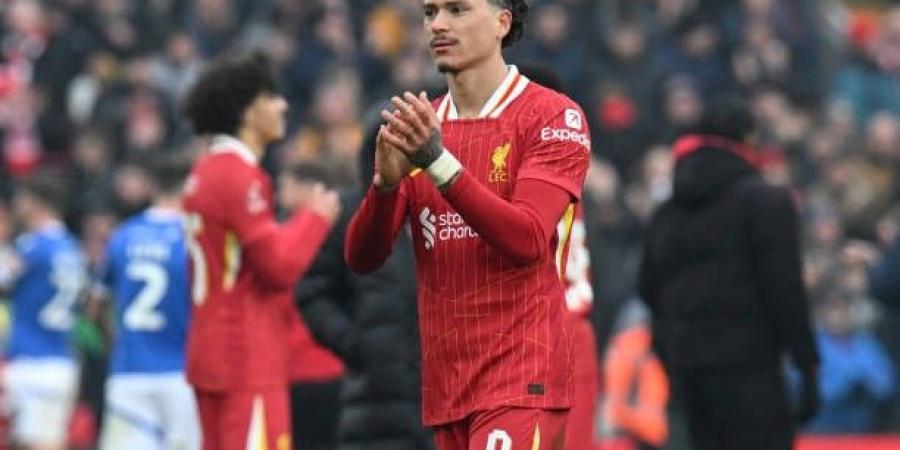 ليفربول يشترط مبلغ 85 مليون يورو للموافقة على انتقال نونيز للهلال السعودي