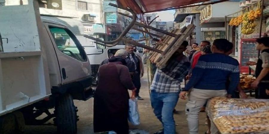 رفع 959 حالة إشغال طريق مخالف في البحيرة